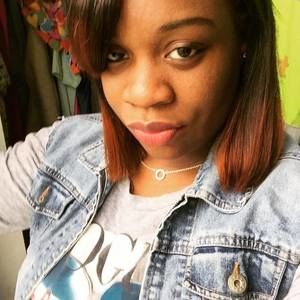 Meet your Posher, Tia